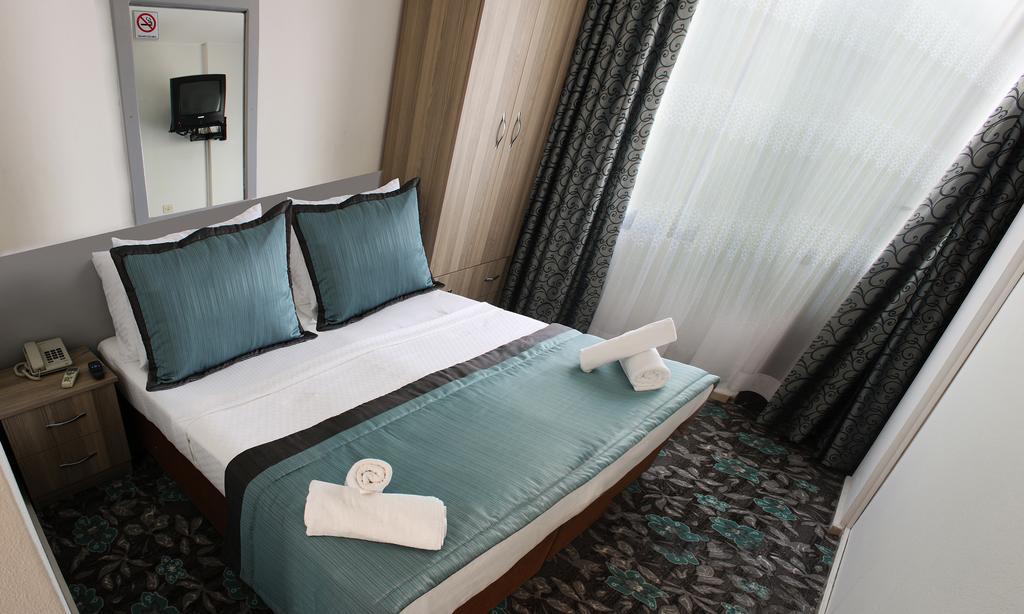 Arya Hotel Çeşme Dış mekan fotoğraf