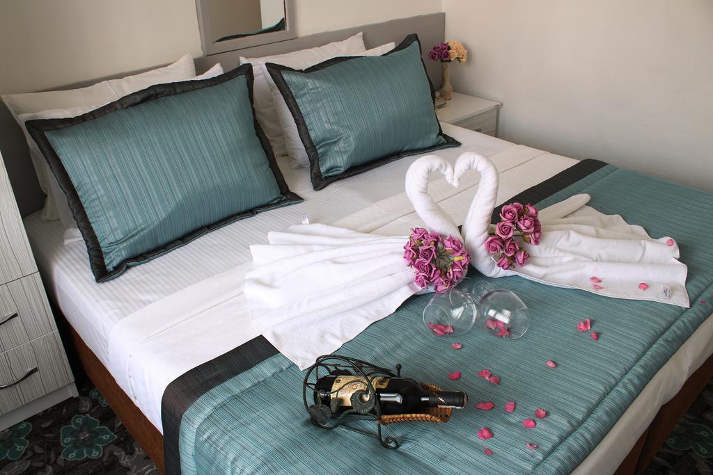 Arya Hotel Çeşme Dış mekan fotoğraf