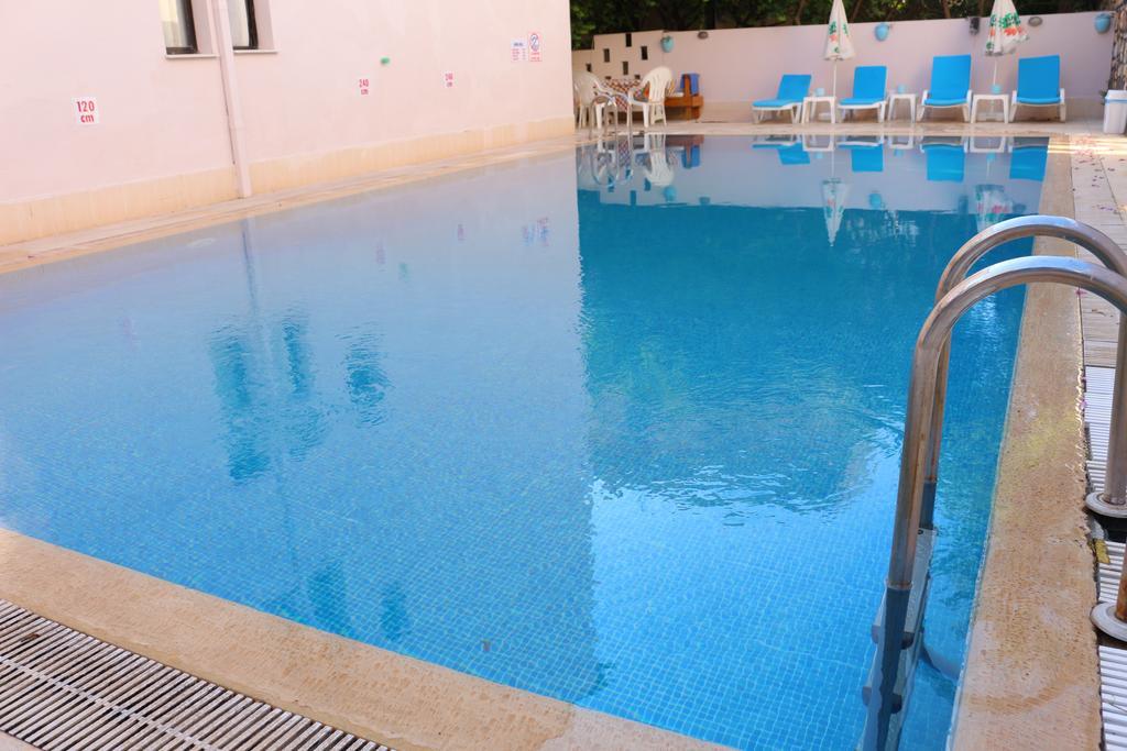 Arya Hotel Çeşme Dış mekan fotoğraf